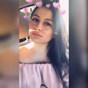 Meet your Posher, Karissa